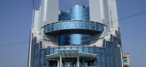 La Sonatrach suspend son exploration du gaz de schiste