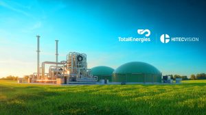 Illustration de l'alliance stratégique entre TotalEnergies et HitecVision pour le développement du biogaz en Pologne, générée par intelligence artificielle.
