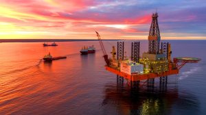 Illustration de la découverte d'un gisement pétrolier majeur en mer Baltique.