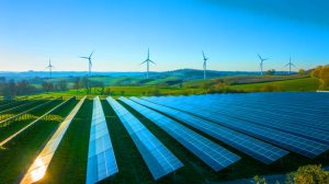 Illustration de l'augmentation record de la production solaire en France en 2024.