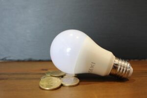 « Je refuse ma facture EDF » : cette astuce légale méconnue permet d’échapper aux hausses énergétiques et terrorise les fournisseurs selon les tribunaux français